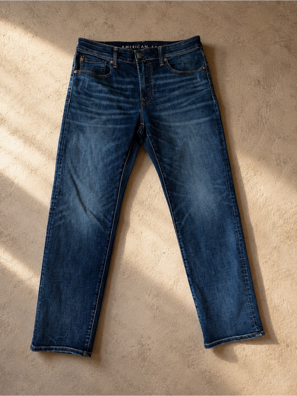 American Eagle Outfitters Men's Medium Wash Blue Denim Straight Leg Jeans